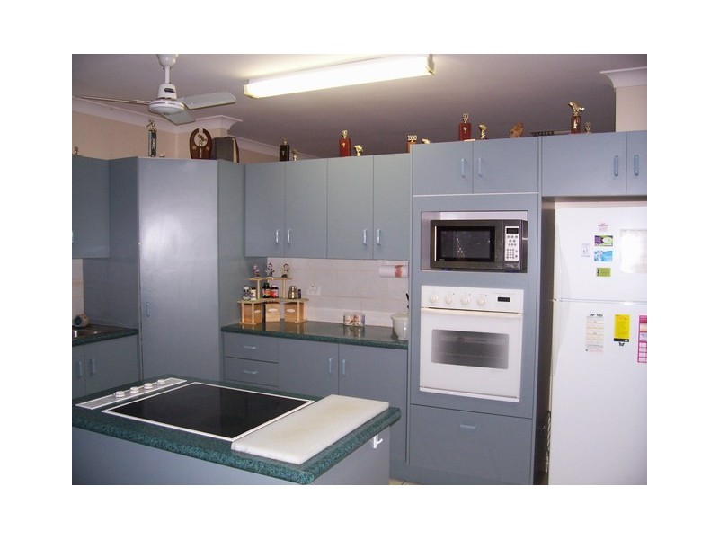 123 John Dory Street, Taylors Beach QLD 4850