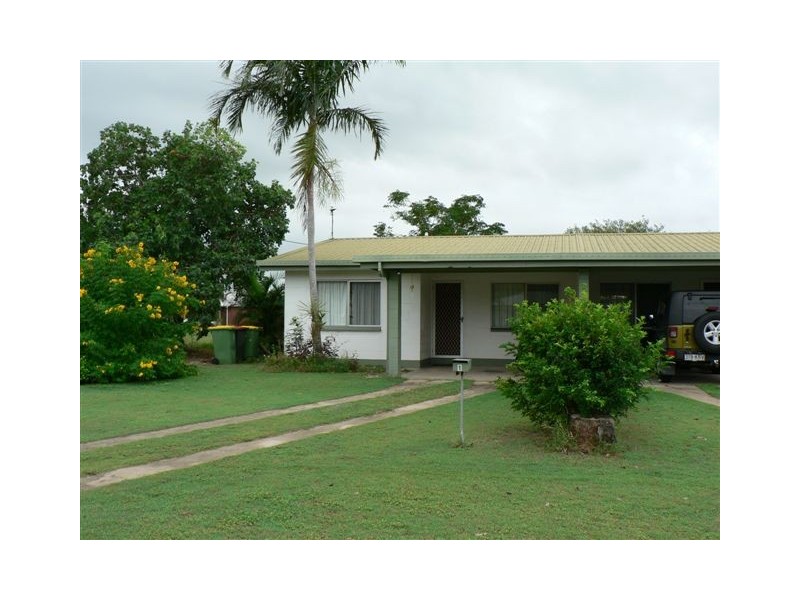 1/10 Banksia Street, Forrest Beach QLD 4850