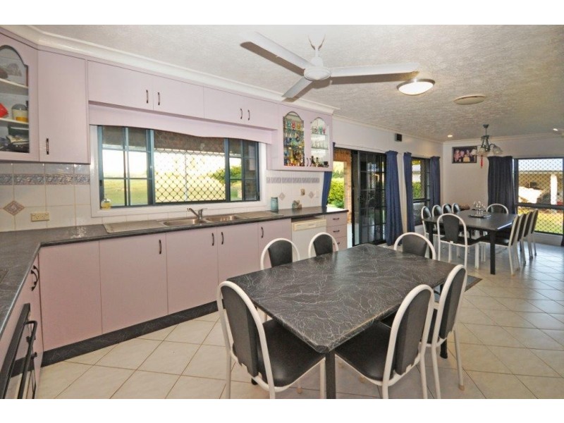 11 Patterson Parade, Lucinda QLD 4850