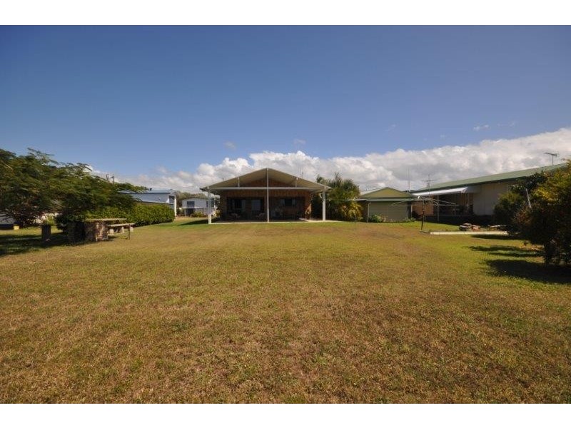 11 Patterson Parade, Lucinda QLD 4850