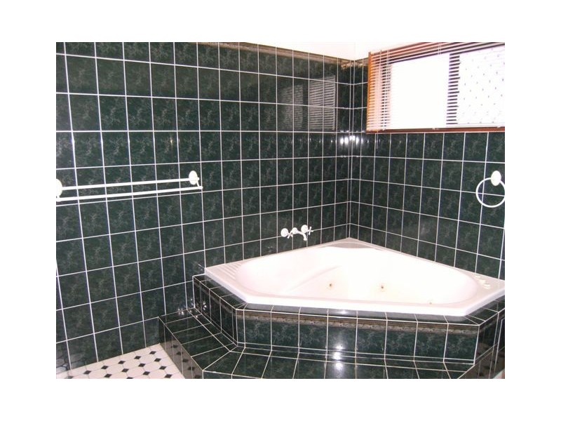 346 Stone River Road, Trebonne QLD 4850