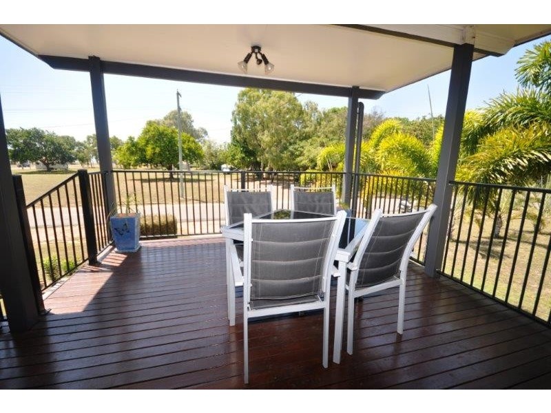 28 Wattle Street, Forrest Beach QLD 4850