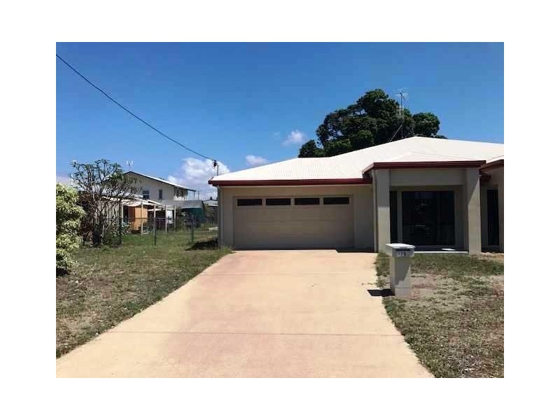 2/2 Liverpool Street, Cardwell QLD 4849
