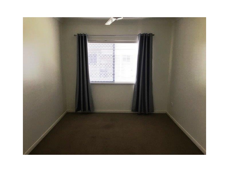 2/2 Liverpool Street, Cardwell QLD 4849