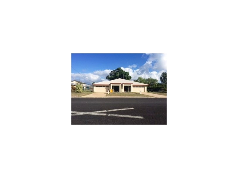 2/2 Liverpool Street, Cardwell QLD 4849