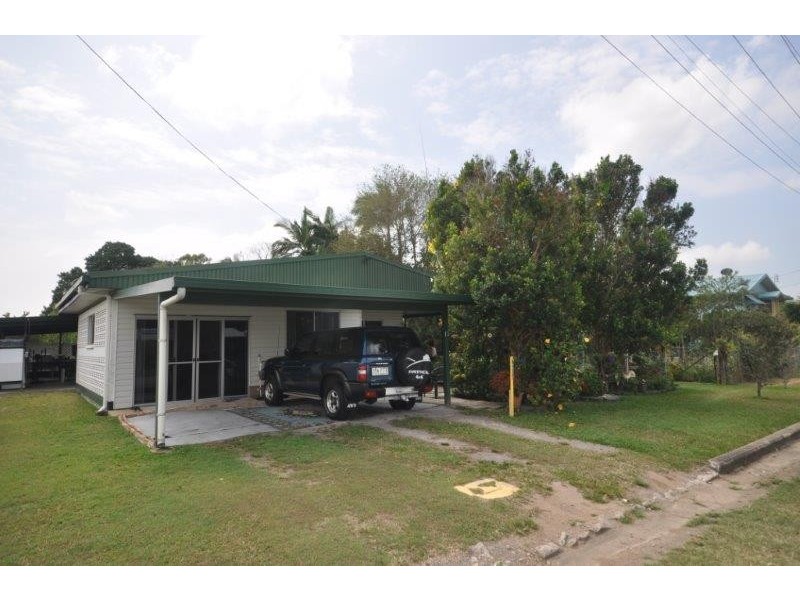 9 Chamberlain Street, Ingham QLD 4850