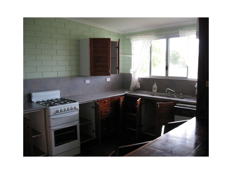 20 Candlenut street, Forrest Beach QLD 4850