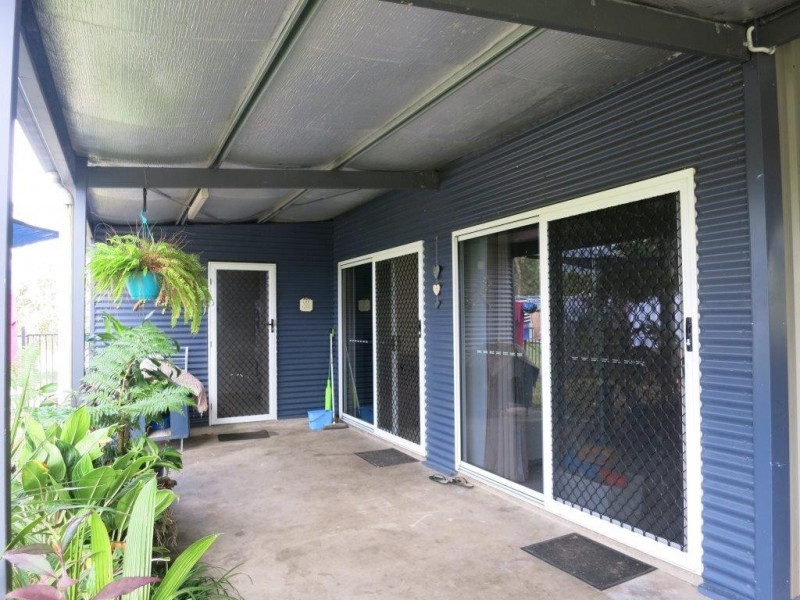 653 Ellerbeck Road, Cardwell QLD 4849
