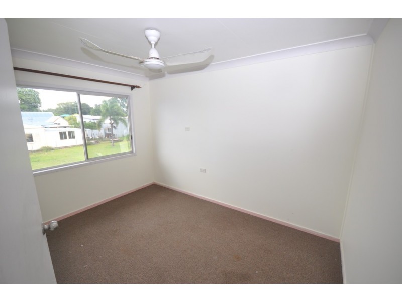 3-7 Scott Street, Halifax QLD 4850
