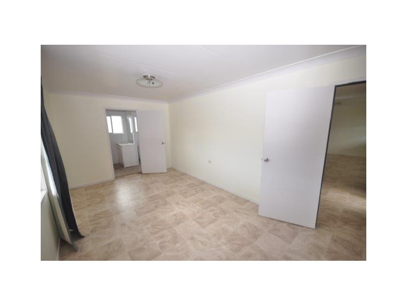 5 Scott Street, Halifax QLD 4850