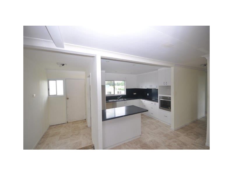 5 Scott Street, Halifax QLD 4850