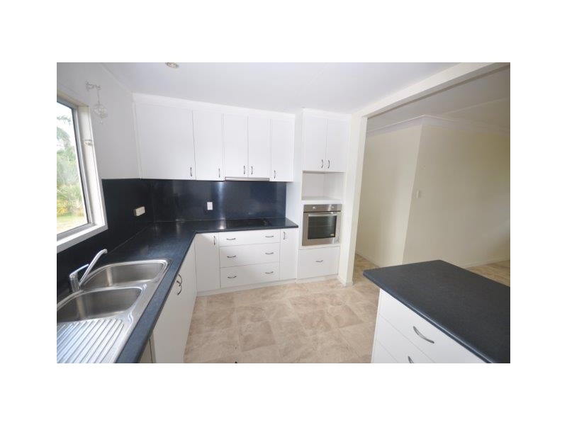5 Scott Street, Halifax QLD 4850