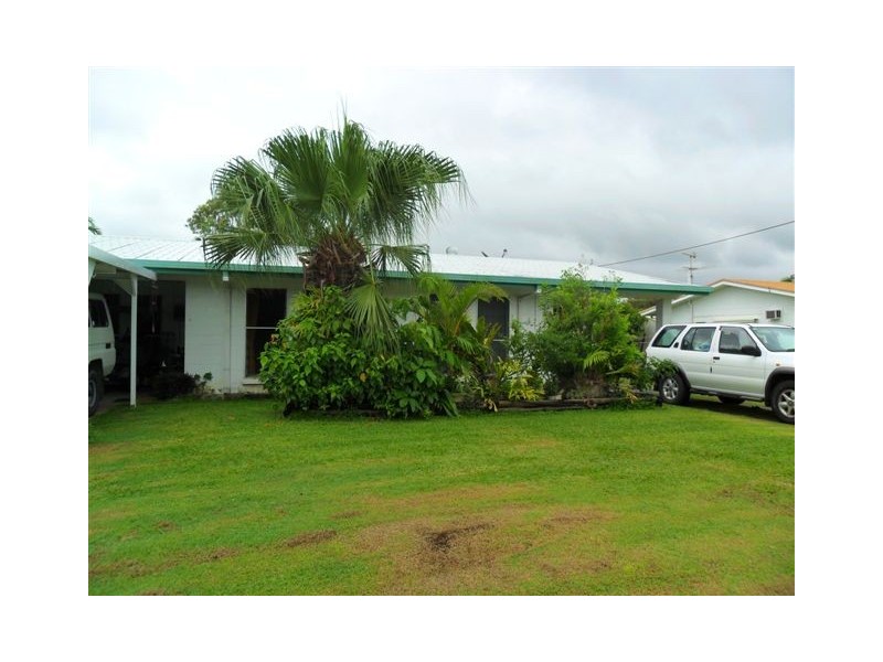 1/15 trevally street, Taylors Beach QLD 4850