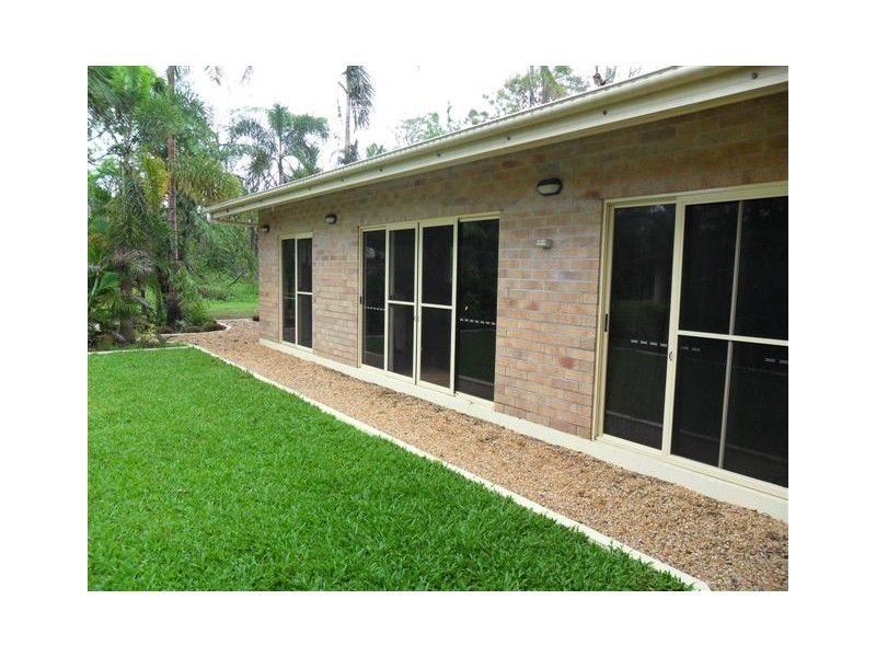 8 Macadamia Street, Forrest Beach QLD 4850
