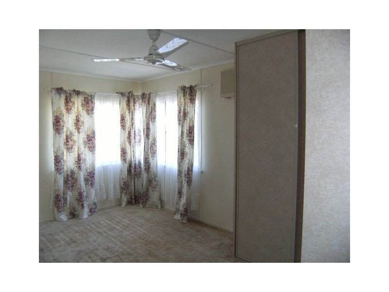 166 Victoria Street, Cardwell QLD 4849