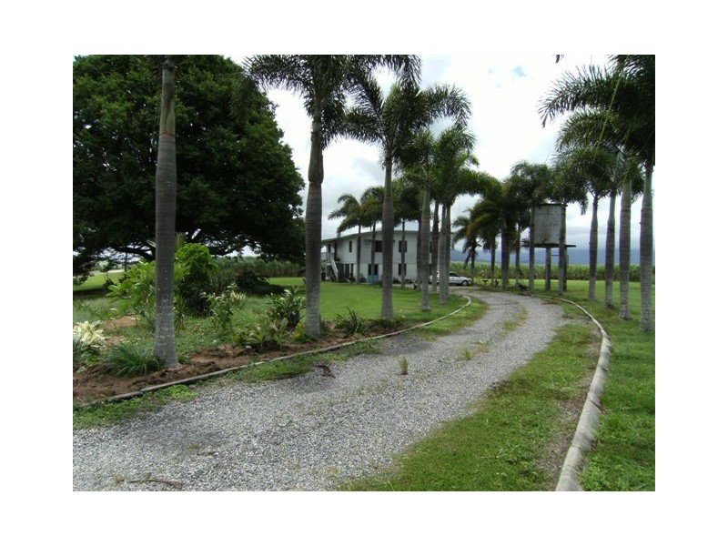 106 Neames Inlet, Macknade QLD 4850