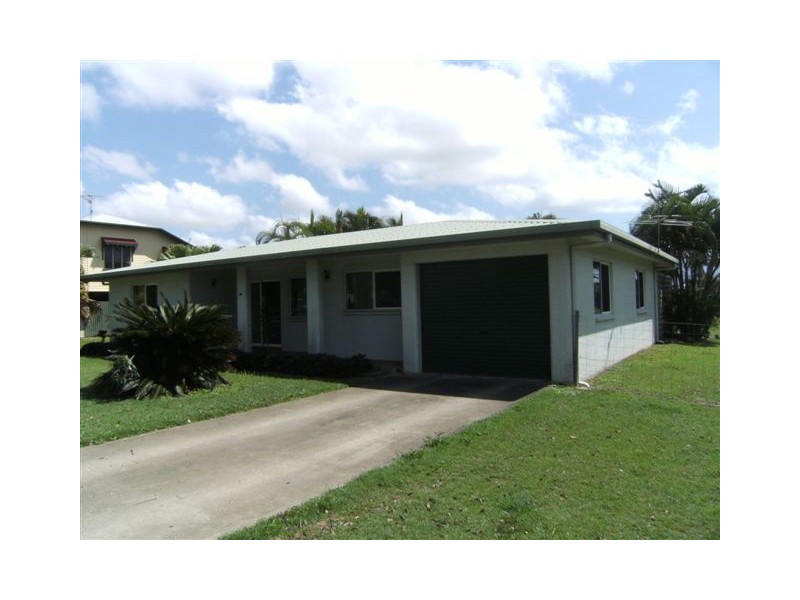 4 Shaw Avenue, Halifax QLD 4850