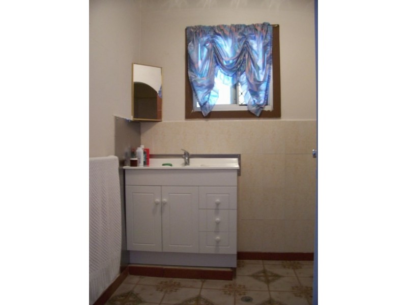 24 Burke St, Ingham QLD 4850