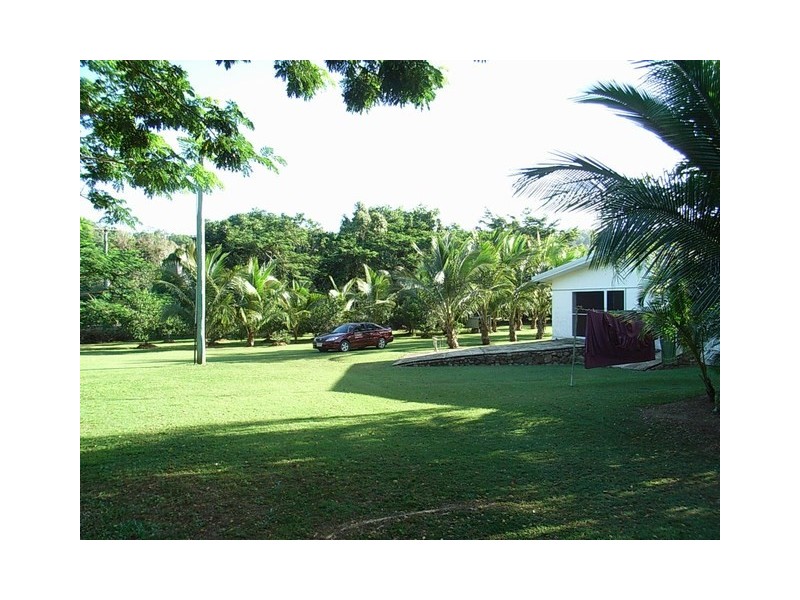 34 Old Bridge rd, Long Pocket QLD 4850