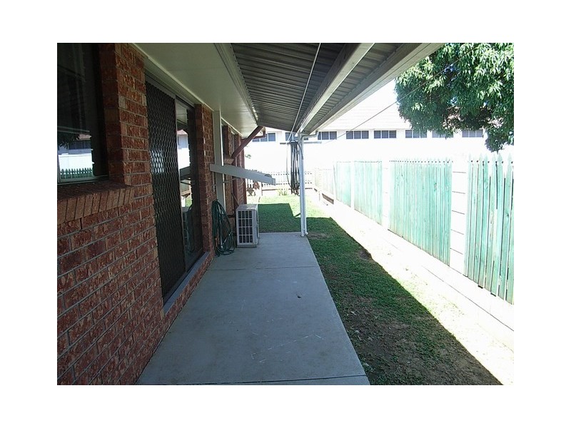 Unit 1/15 Lynn St, Ingham QLD 4850