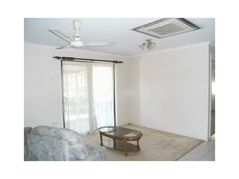 Unit 1/15 Lynn St, Ingham QLD 4850