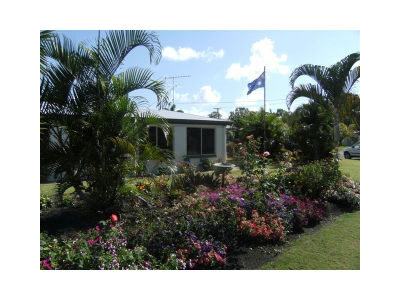 4 Grunter Street, Taylors Beach QLD 4850