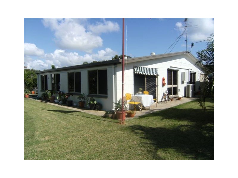 4 Grunter Street, Taylors Beach QLD 4850