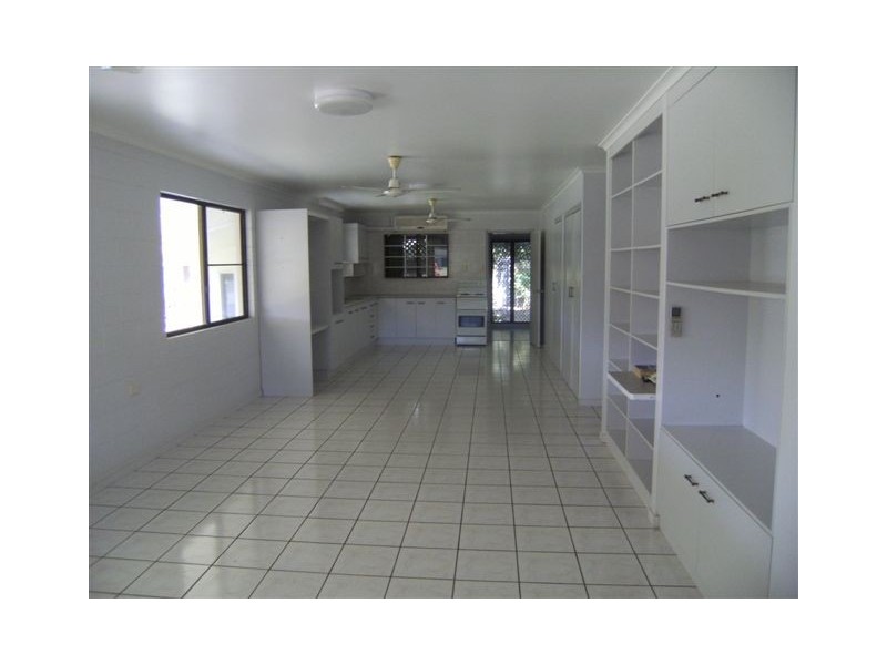 135 John Dory Street, Taylors Beach QLD 4850