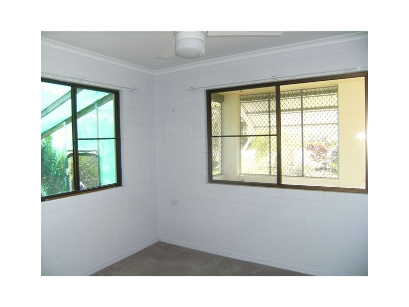 135 John Dory Street, Taylors Beach QLD 4850