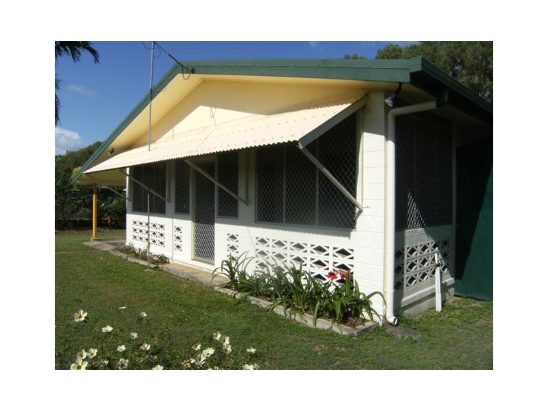 135 John Dory Street, Taylors Beach QLD 4850