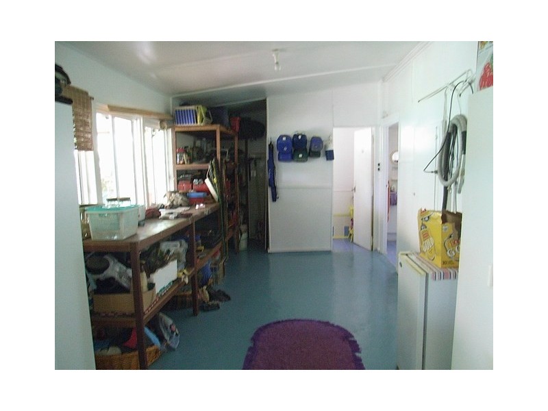 3 Crisps rd, Blackrock QLD 4850