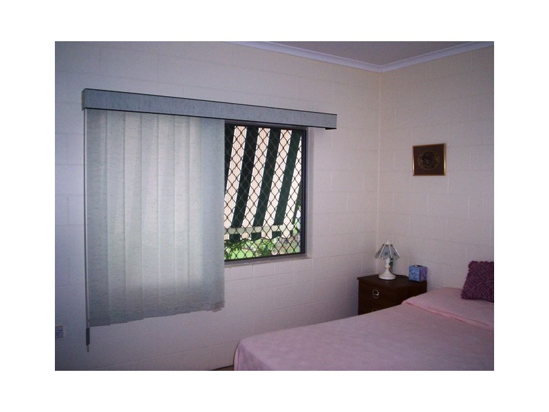 4 Salmon Street, Taylors Beach QLD 4850