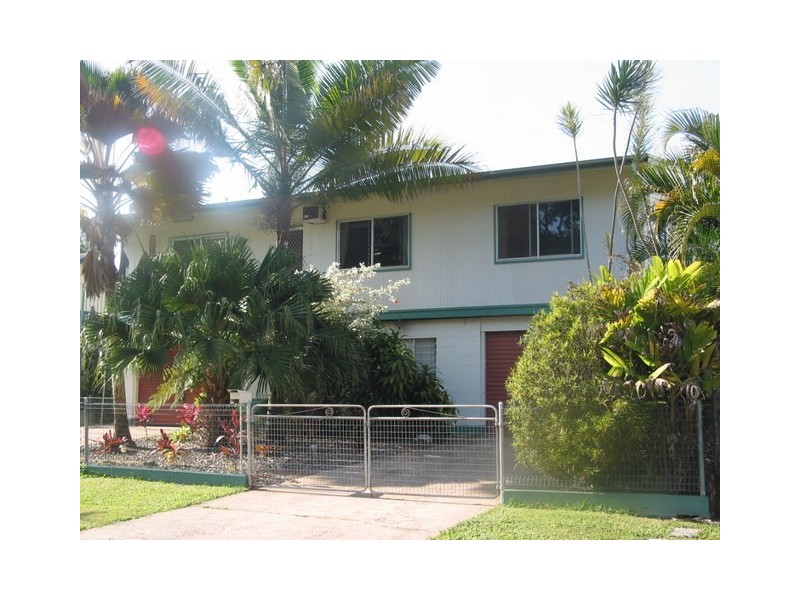 39 Cooper St, Ingham QLD 4850