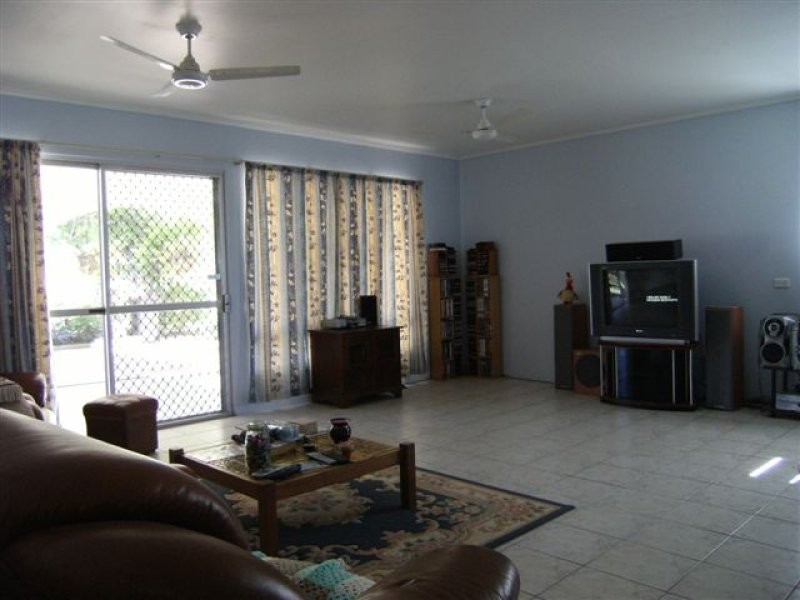 47326 Bruce Highway, Bambaroo QLD 4850