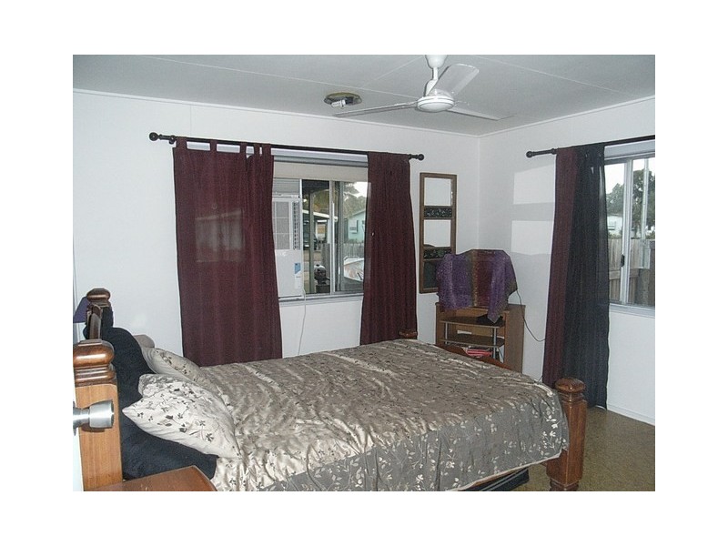 21 Barramundi St, Taylors Beach QLD 4850
