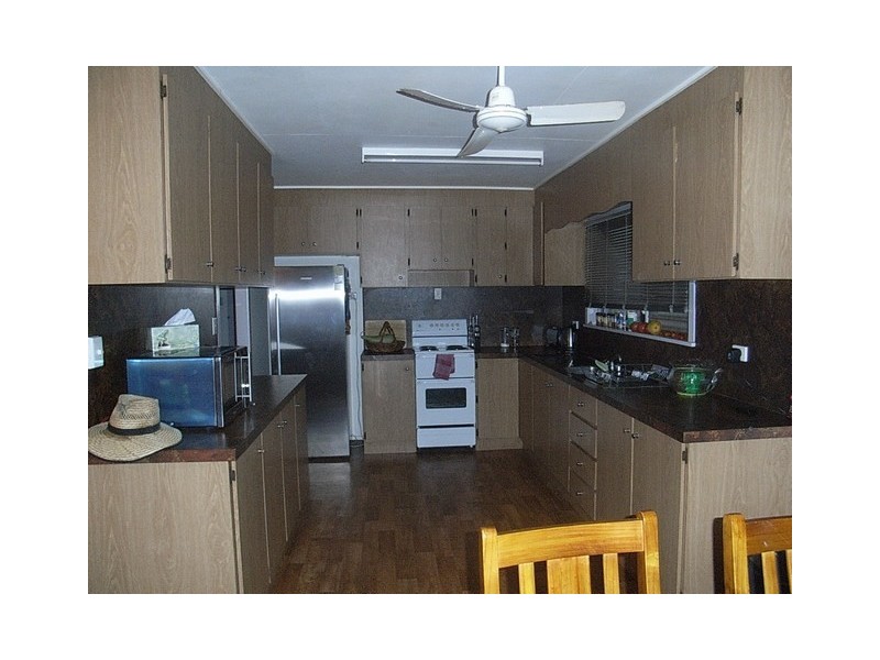 21 Barramundi St, Taylors Beach QLD 4850