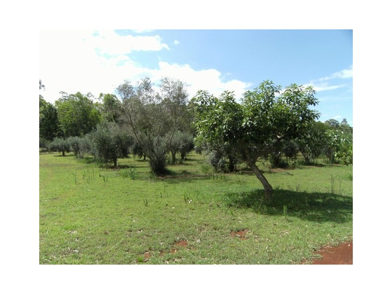 Lt 3 Boundary Rd, Mount Fox QLD 4850