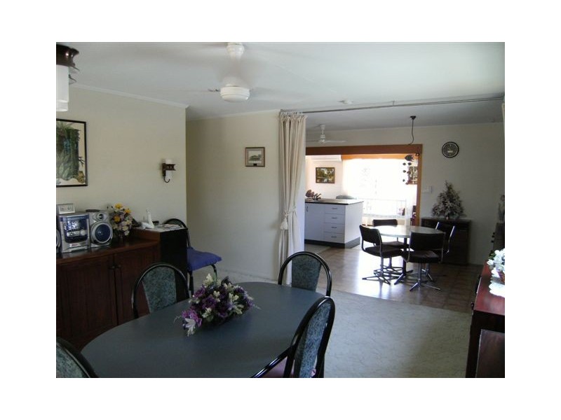 2 MacDonald, Ingham QLD 4850