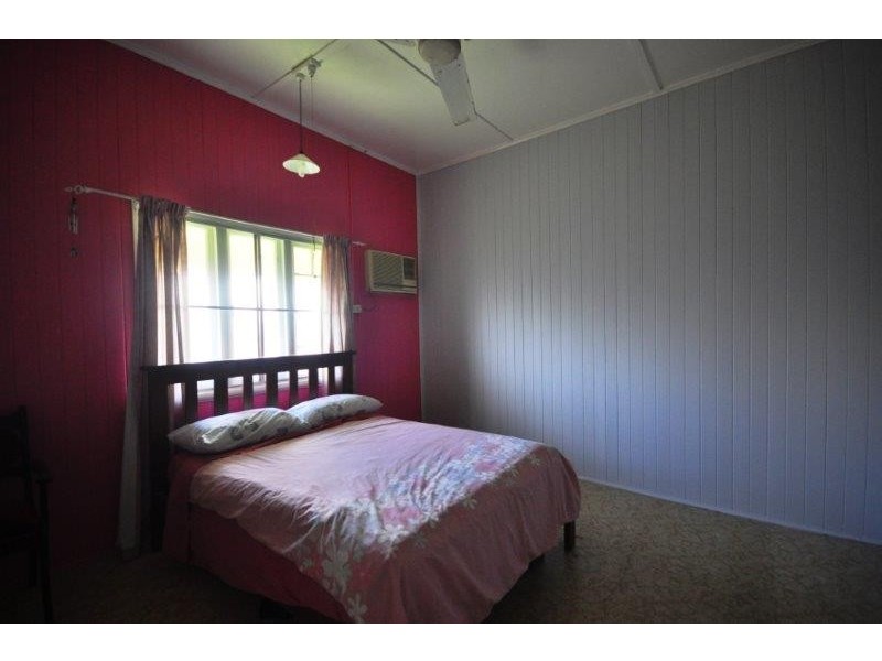 20 Macrossan Street, Halifax QLD 4850
