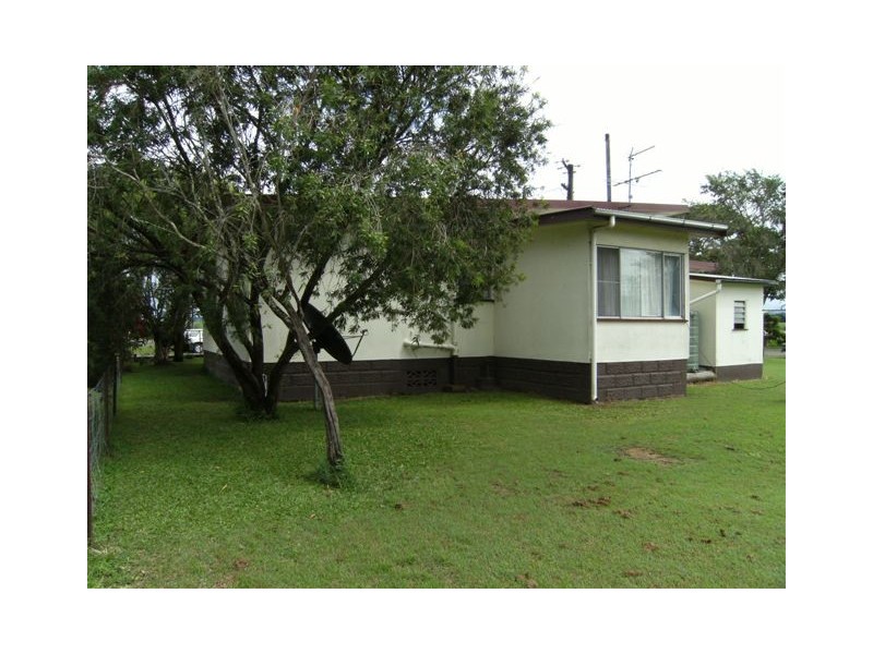 10 Alm Street, Ingham QLD 4850