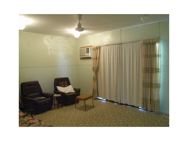 33 Dutton St, Ingham QLD 4850