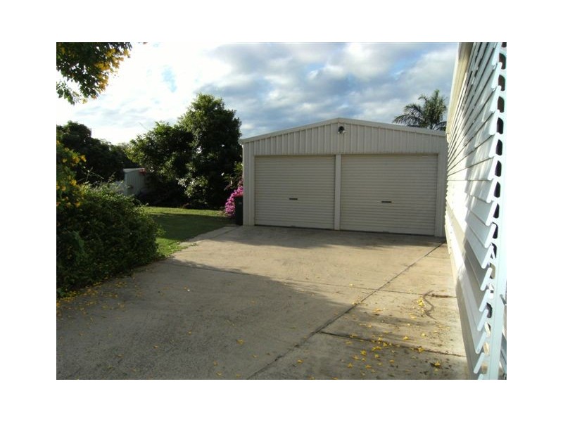 18 Banksia St, Forrest Beach QLD 4850