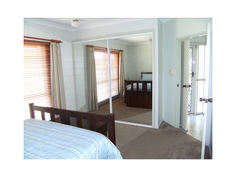 18 Banksia St, Forrest Beach QLD 4850