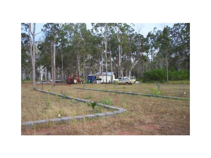 L26 Crater Rd, Mount Fox QLD 4850