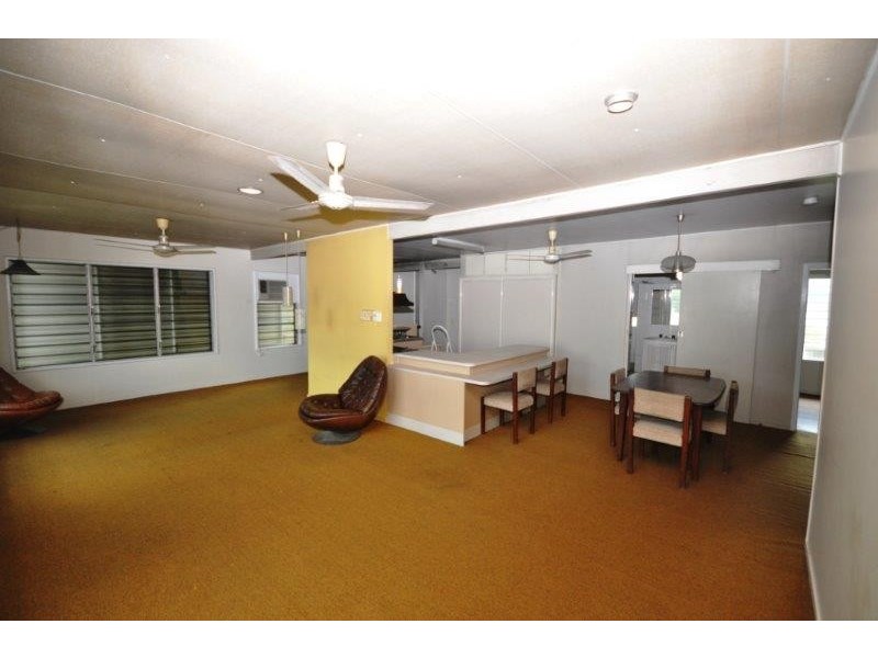 15 Britton Street, Trebonne QLD 4850