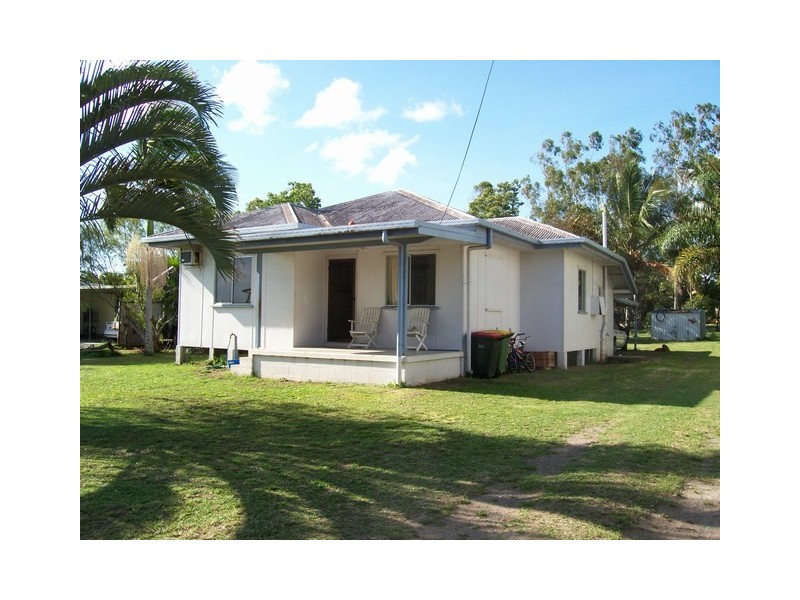 110 Mill Rd, Macknade QLD 4850