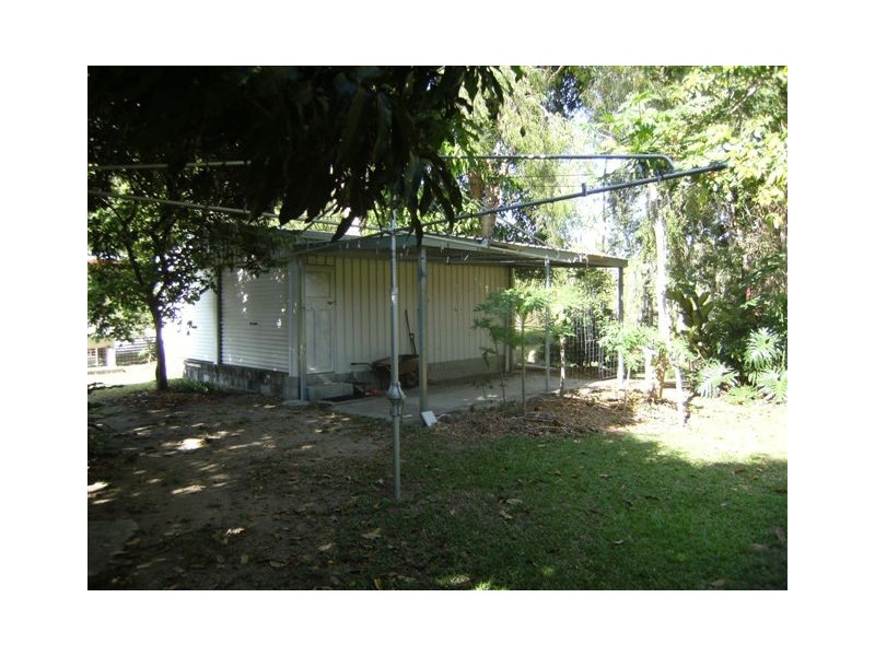 135 John Dory Street, Taylors Beach QLD 4850