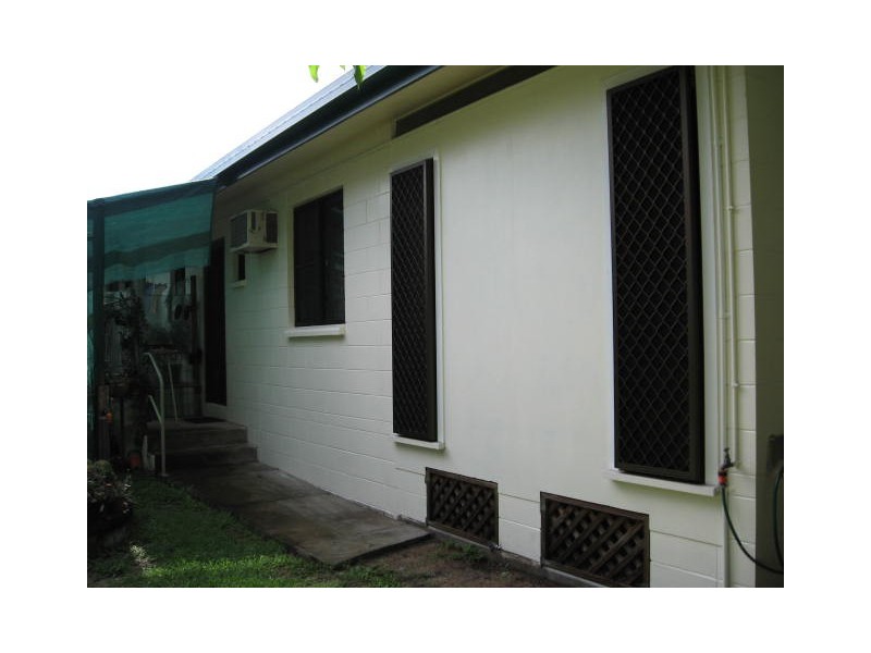 135 John Dory Street, Taylors Beach QLD 4850