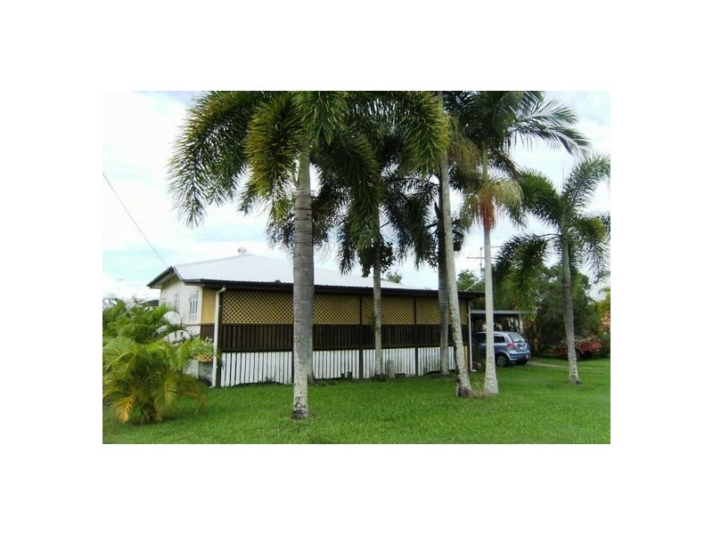 11 Meyer street, Trebonne QLD 4850