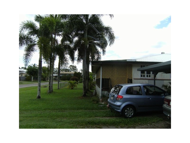 11 Meyer street, Trebonne QLD 4850